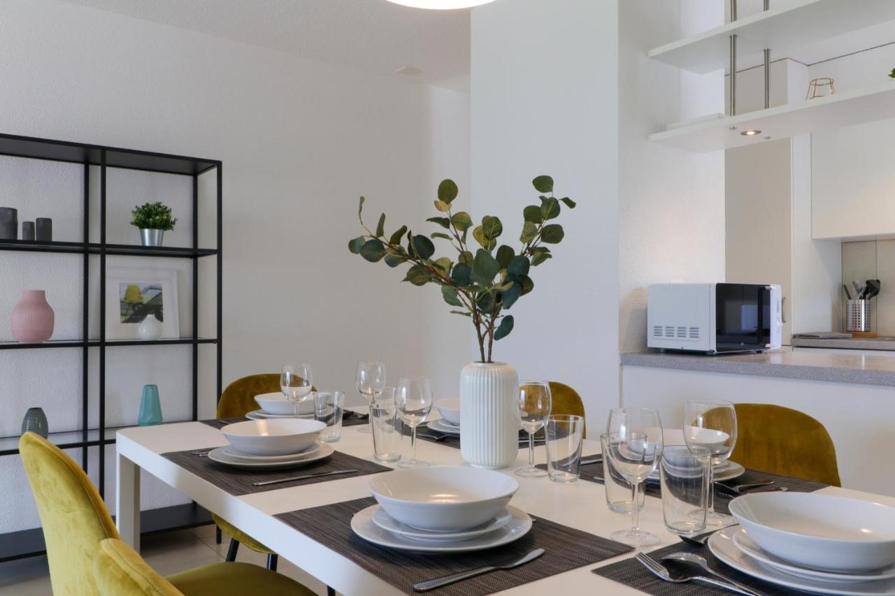 Nice Apartment Ideally Located In Martigny Exterior photo