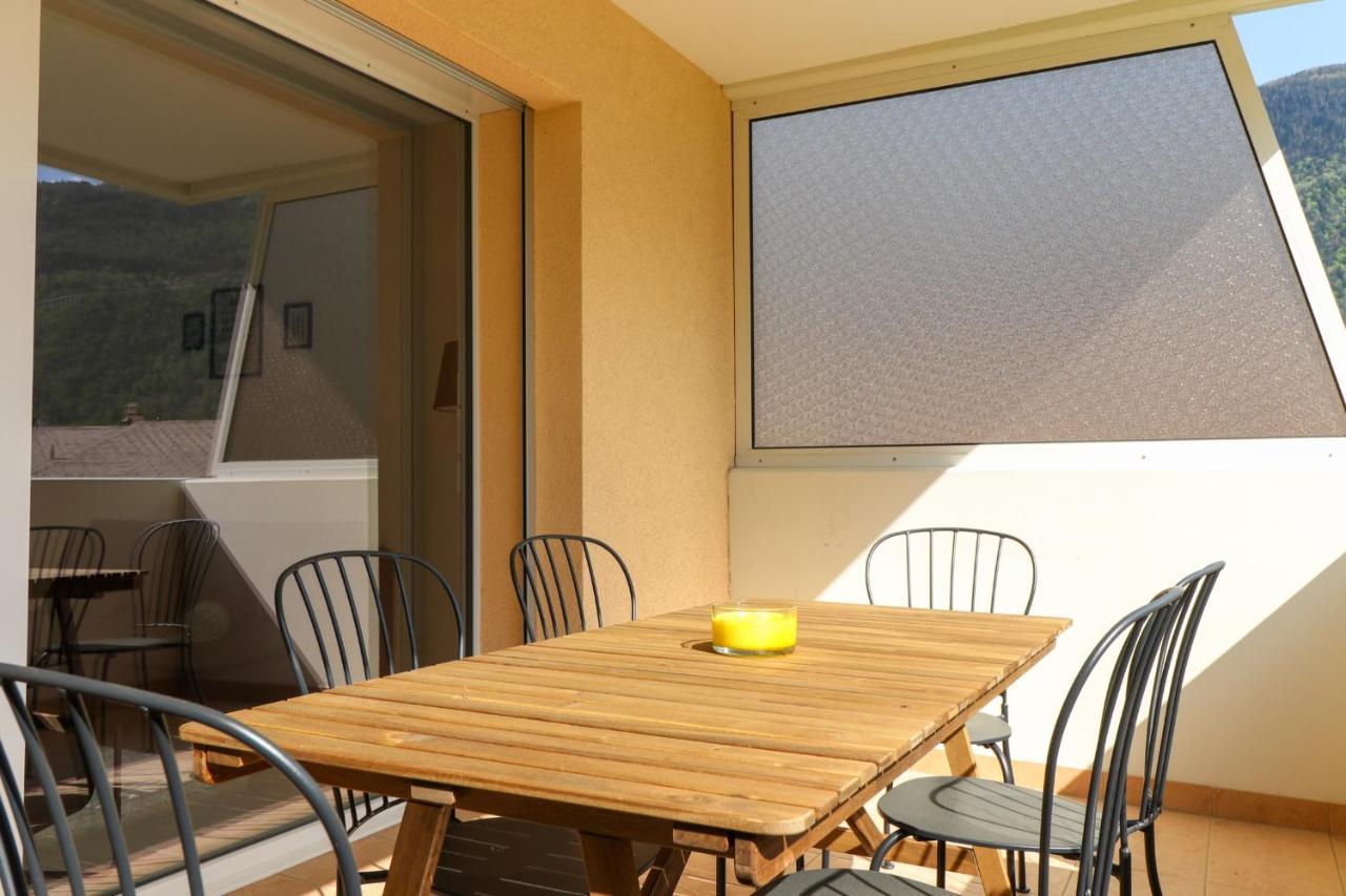 Nice Apartment Ideally Located In Martigny Exterior photo